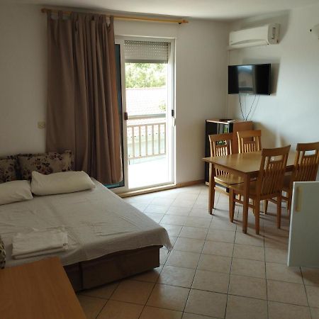 Apartments Jelena Подаца Екстер'єр фото
