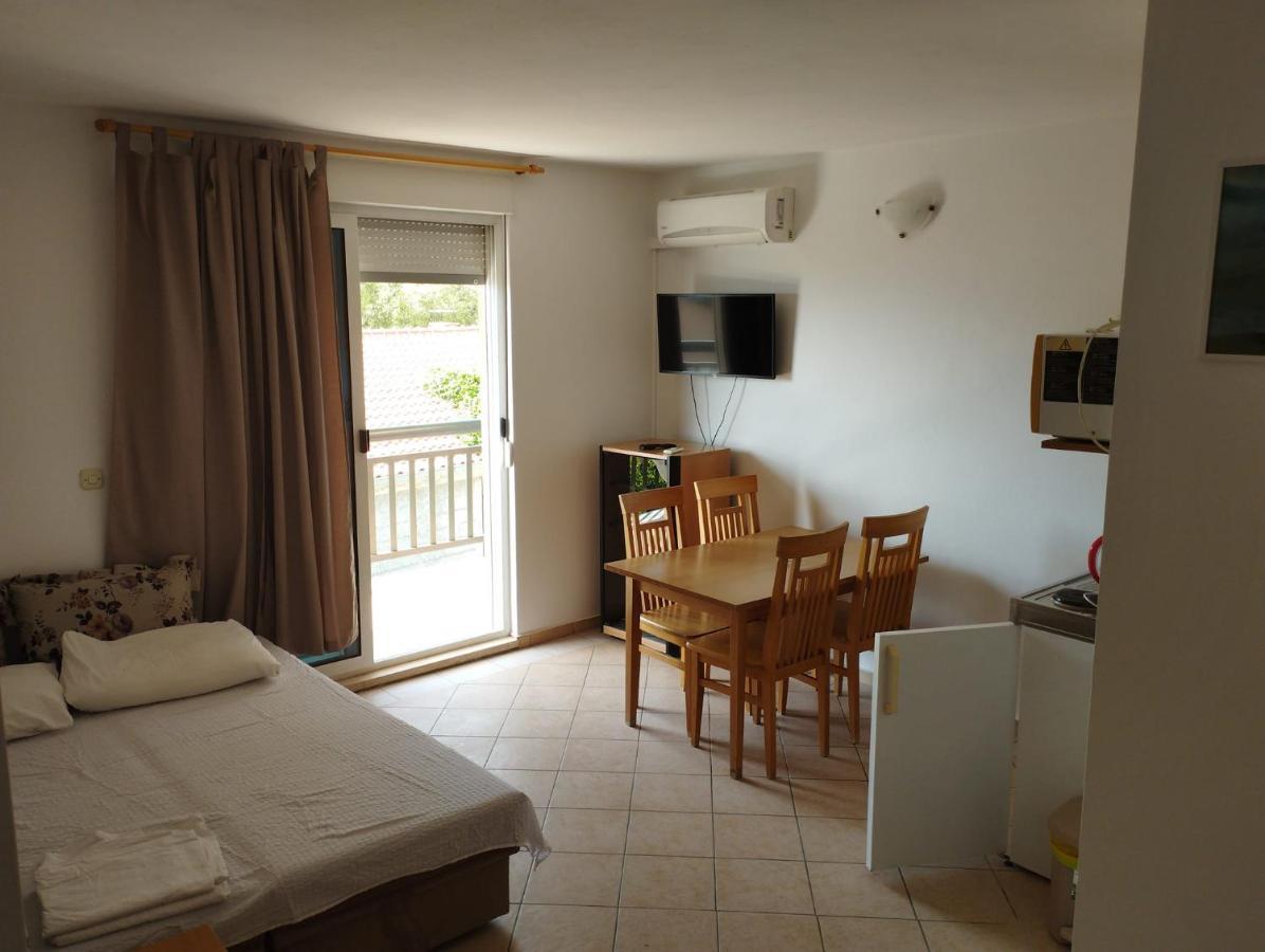 Apartments Jelena Подаца Екстер'єр фото